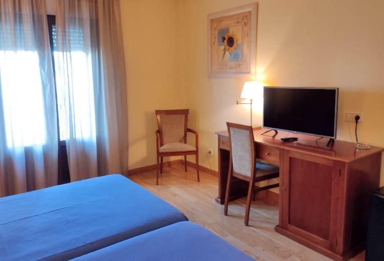 Hostal Plaza Mayor Torrejón de Ardoz Dış mekan fotoğraf
