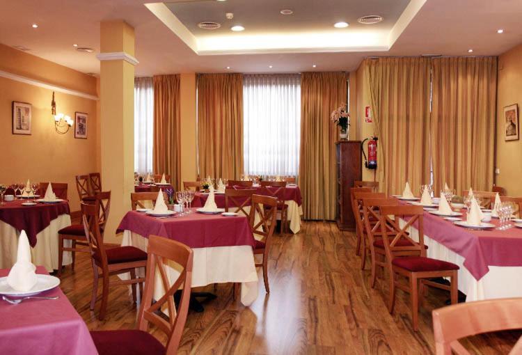 Hostal Plaza Mayor Torrejón de Ardoz Dış mekan fotoğraf
